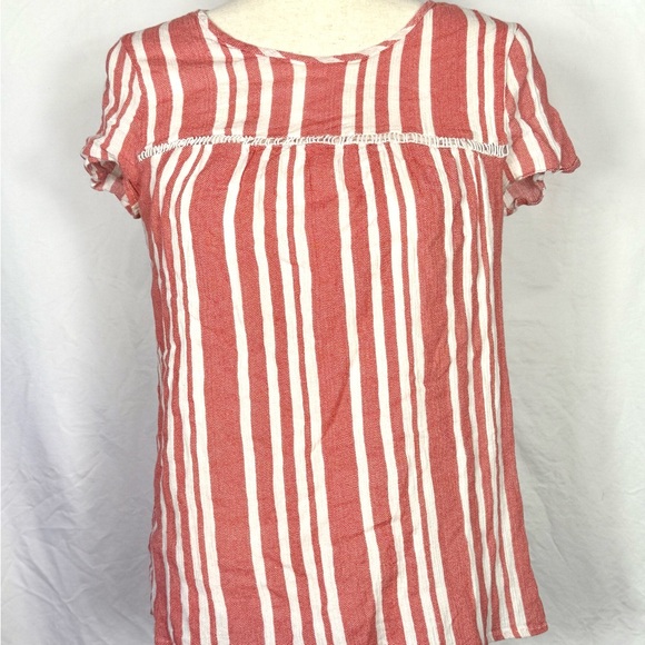 Chic Striped Red and White Women's Blouse - Picture 1 of 7